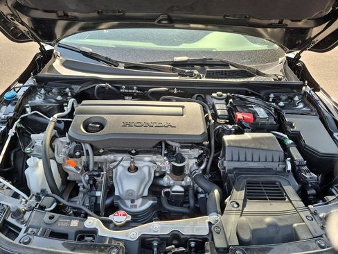 Used 2025 Honda Civic Sport image 34