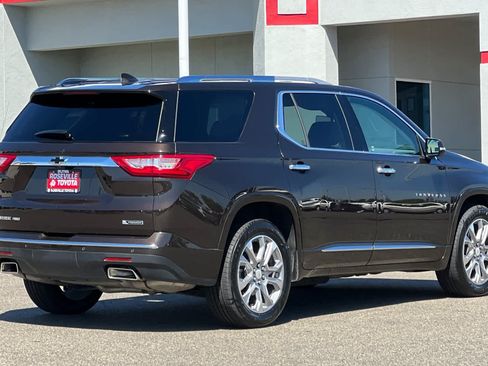 Used 2018 Chevrolet Traverse Premier w/ LPO, Floor Liner Package AWD/4WD image 2