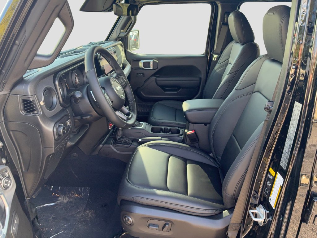 New 2027 Jeep Wrangler Unlimited Rubicon 392 AWD/4WD image 9