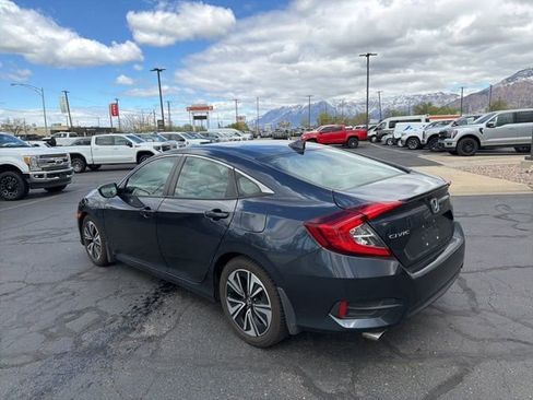 Used 2017 Honda Civic EX-T image 9