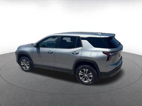 Used 2025 Chevrolet Equinox LT FWD image 10