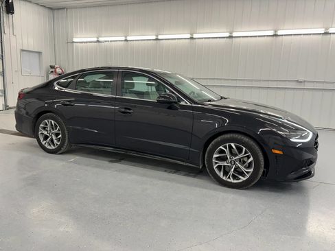 Used 2023 Hyundai Sonata SEL w/ Preferred Accessory Package FWD image 13
