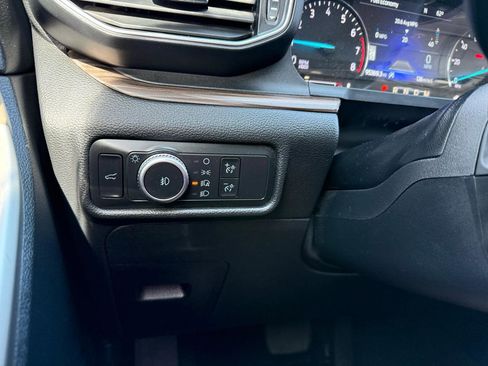 Used 2020 Ford Explorer Limited RWD image 31
