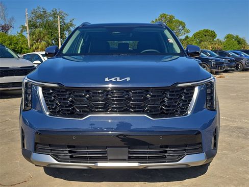 New 2026 Kia Sorento S image 3