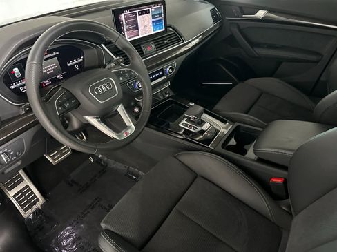 Used 2025 Audi SQ5 Premium Plus w/ Premium Plus Package AWD/4WD image 11