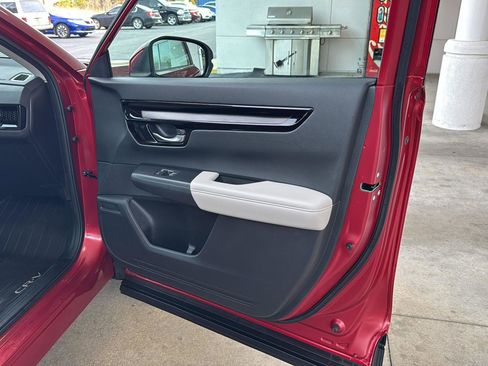 Used 2024 Honda CR-V EX-L image 12