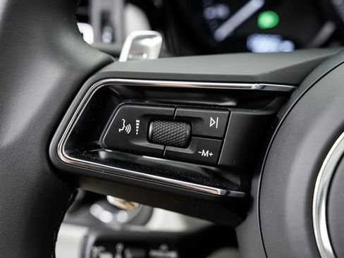 Certified 2025 Porsche Macan S AWD/4WD image 13