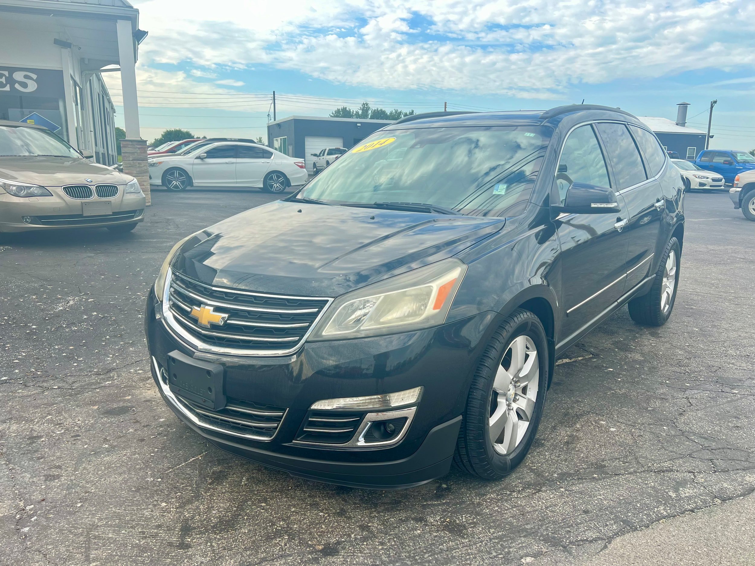 Used 2014 Chevrolet Traverse LTZ AWD/4WD image 1