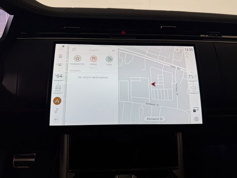 New 2026 Land Rover Range Rover Long Wheelbase SE image 23