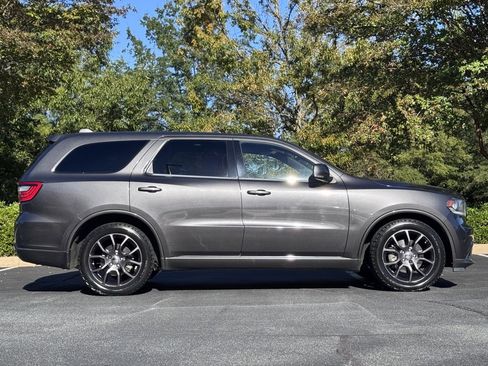 Used 2015 Dodge Durango R/T w/ Trailer Tow Group IV image 2