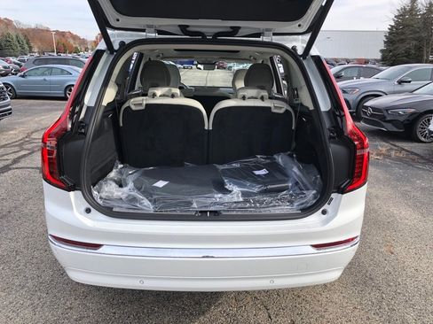 New 2026 Volvo XC90 B6 Ultra w/ Protection Package AWD/4WD image 39