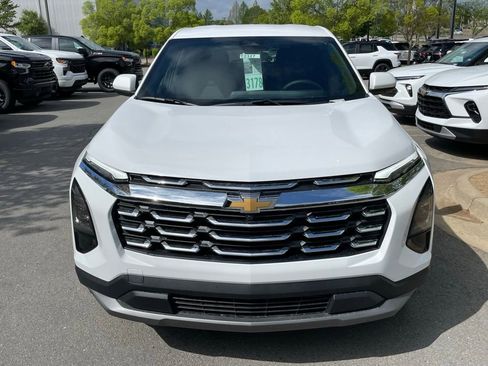 New 2026 Chevrolet Equinox LT FWD image 2