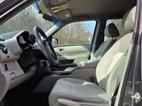 Used 2015 Honda Pilot LX image 10
