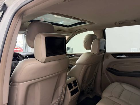 Used 2012 Mercedes-Benz ML 350 4MATIC image 24