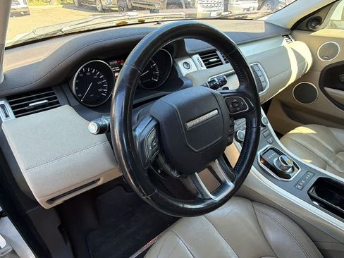 Used 2013 Land Rover Range Rover Evoque Pure Plus AWD/4WD image 10