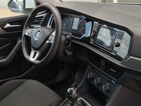 Used 2019 Volkswagen Jetta S w/ Driver Assistance Package image 9