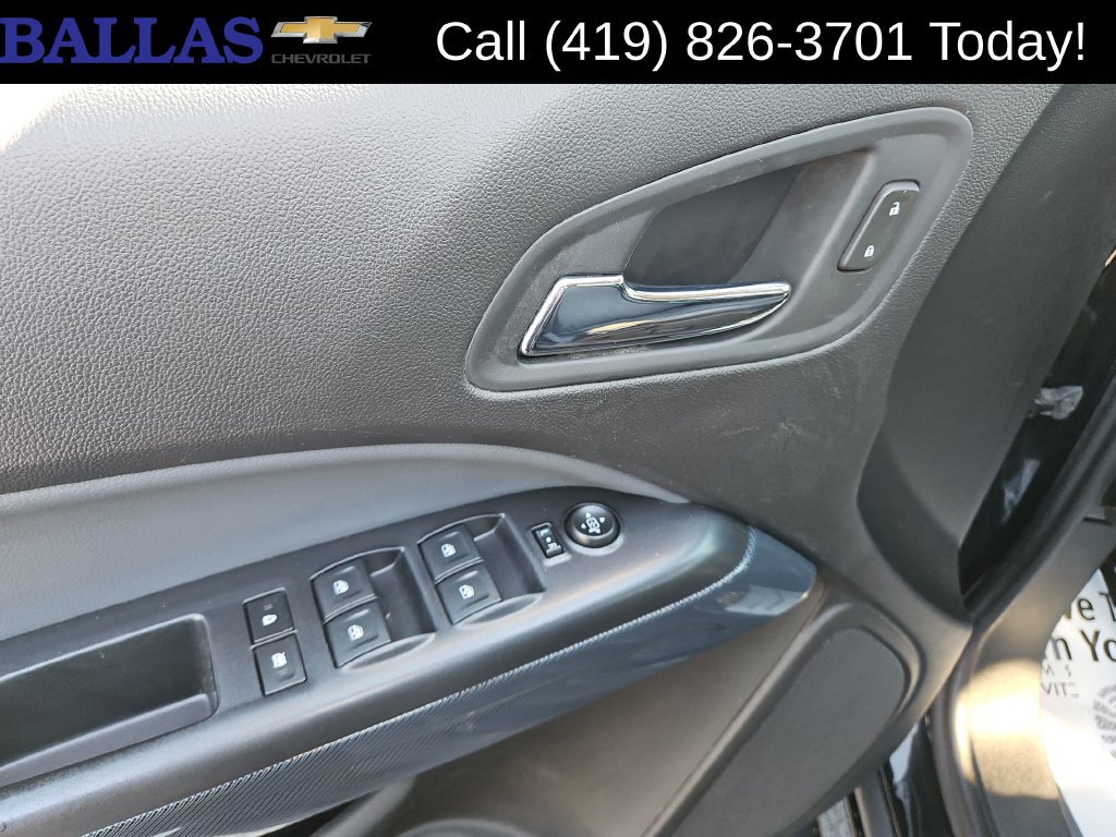 Used 2017 Chevrolet Colorado Z71 AWD/4WD image 11