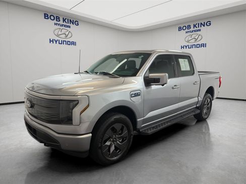Used 2024 Ford F150 Lightning Lariat AWD/4WD image 1