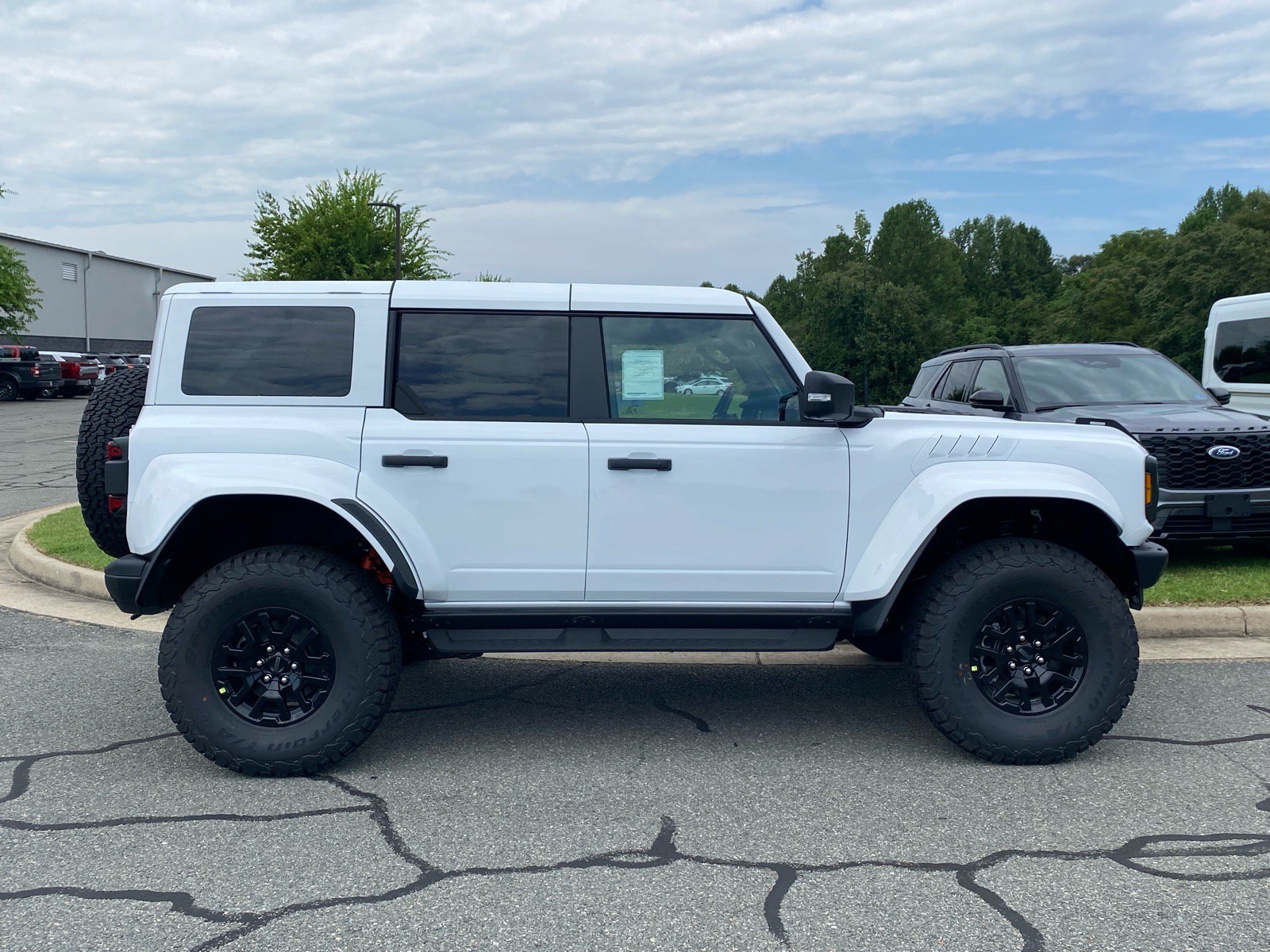New 2026 Ford Bronco Raptor w/ Interior Carbon Fiber Pack AWD/4WD image 3