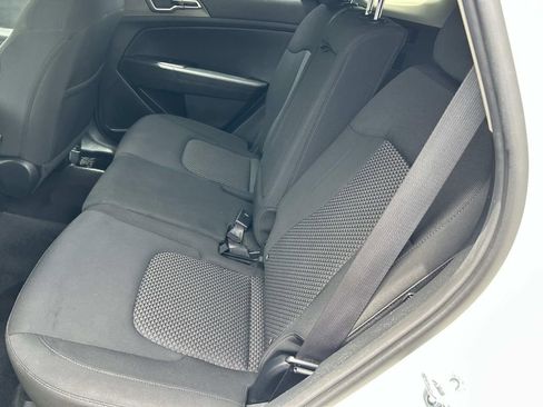 Used 2023 Kia Sportage LX FWD image 19