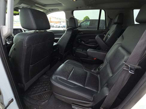 Used 2019 GMC Yukon SLT AWD/4WD image 13