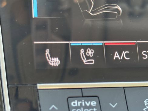 Used 2021 Audi Q7 2.0T Premium Plus w/ Executive Package image 14