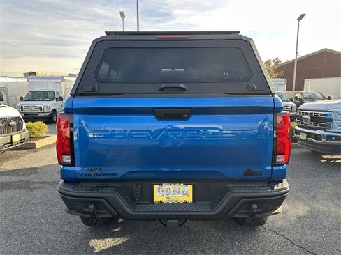 Used 2024 Chevrolet Colorado ZR2 w/ ZR2 Bison Edition image 6