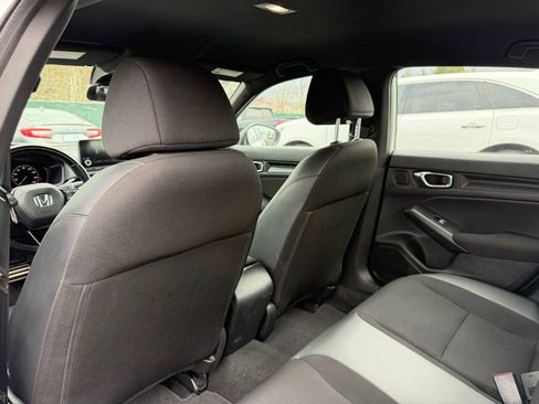 Used 2023 Honda Civic Sport image 32