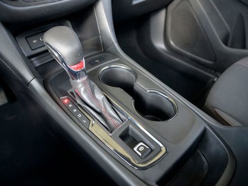 Used 2022 Chevrolet Equinox RS image 26