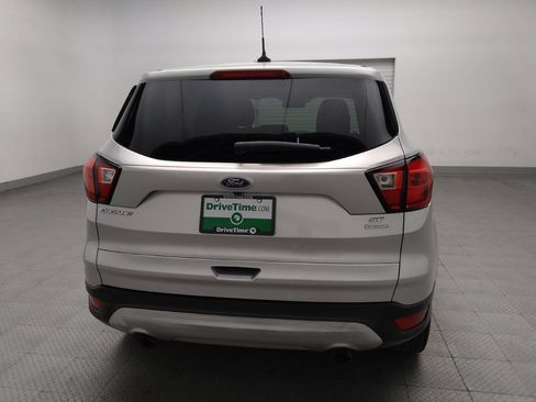 Used 2019 Ford Escape SE FWD image 7