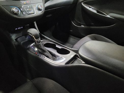 Used 2022 Chevrolet Malibu LS FWD image 26