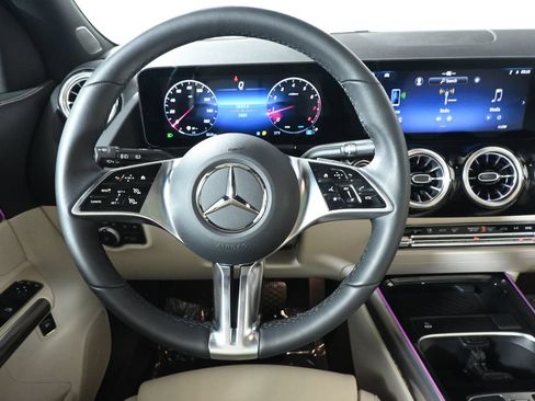 Certified 2026 Mercedes-Benz GLA 250 4MATIC image 16
