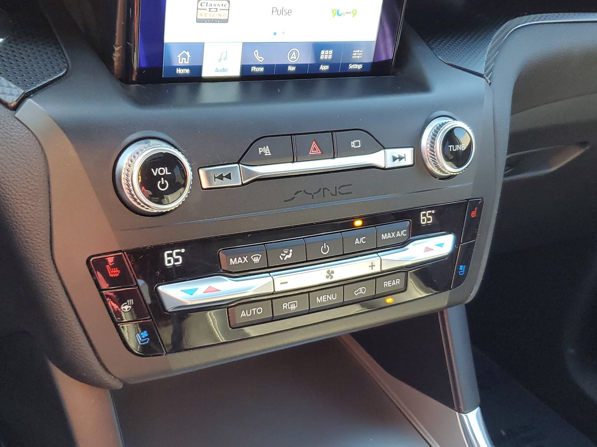 Used 2020 Ford Explorer ST w/ Premium Technology Package AWD/4WD image 25