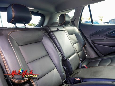 Used 2022 GMC Terrain AT4 w/ Infotainment Package II image 11