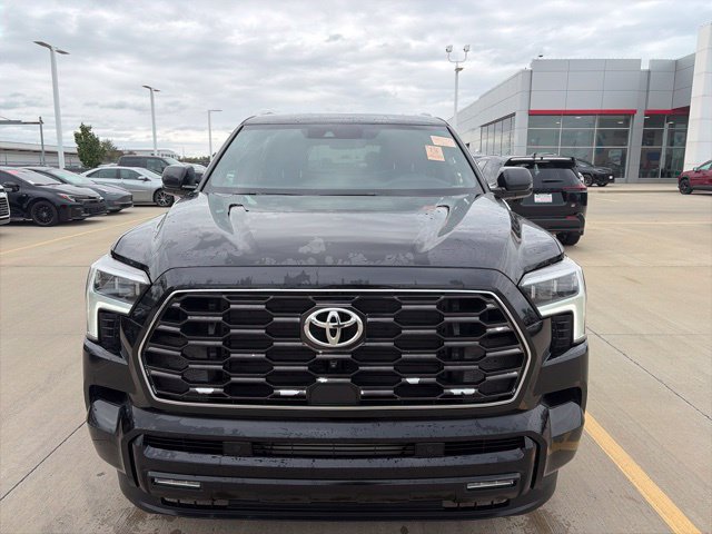 Used 2025 Toyota Sequoia Platinum AWD/4WD image 2