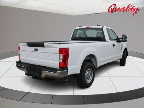 Used 2022 Ford F250 XL w/ Power Equipment Group image 3