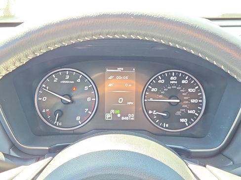 Certified 2025 Subaru Outback Limited image 23