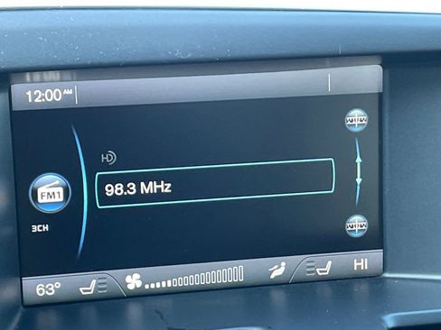 Used 2015 Volvo XC60 T6 Platinum image 39