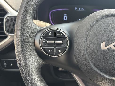 Used 2024 Kia Soul LX w/ Option Group 015 image 28