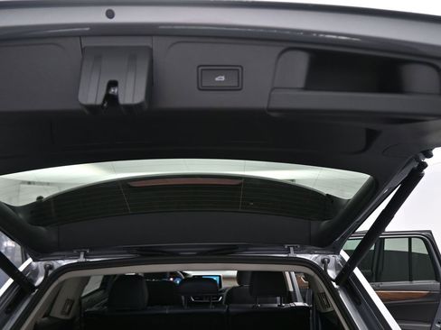 New 2026 Volkswagen Atlas SE image 39