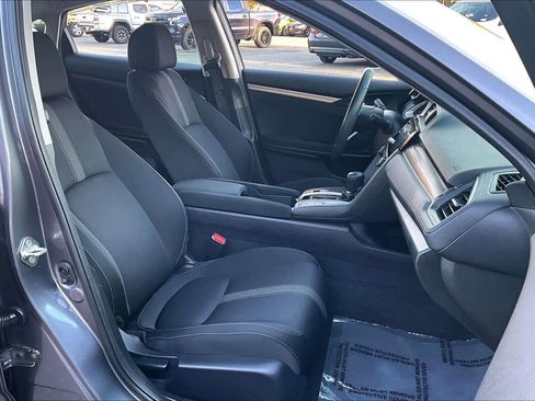 Used 2019 Honda Civic EX image 8