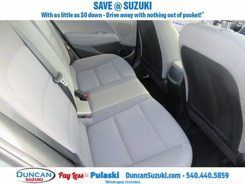 Used 2020 Hyundai Elantra SE w/ Cargo Package (C1) image 16