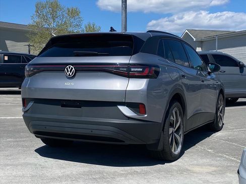 Certified 2023 Volkswagen ID.4 Pro RWD image 2