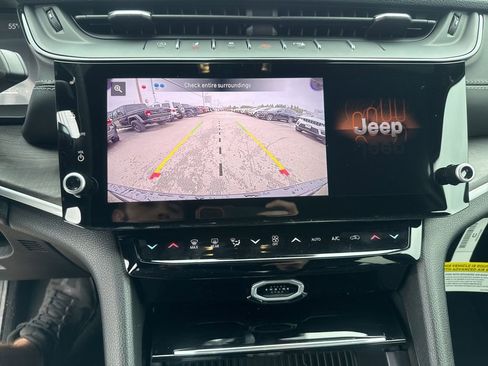 New 2026 Jeep Grand Cherokee Altitude AWD/4WD image 14