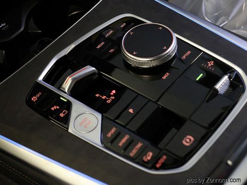 New 2026 BMW X5 xDrive50e w/ M Sport Package image 27