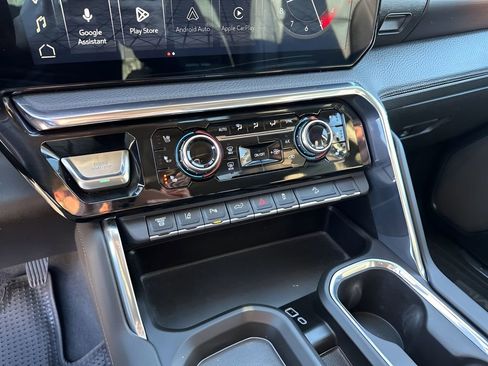 Used 2024 GMC Sierra 2500 Denali w/ Denali Reserve Package image 35