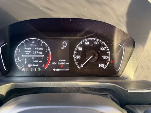 Used 2025 Honda Pilot EX-L image 30