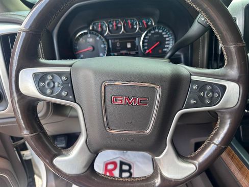 Used 2017 GMC Sierra 1500 SLT AWD/4WD image 8