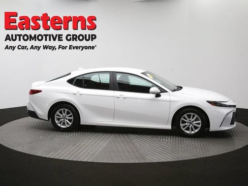 Used 2025 Toyota Camry LE FWD image 45