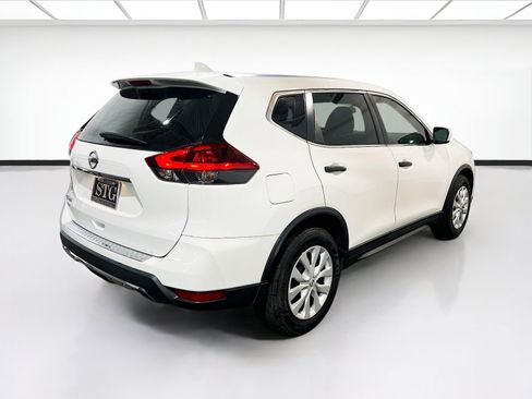 Used 2020 Nissan Rogue S FWD image 4
